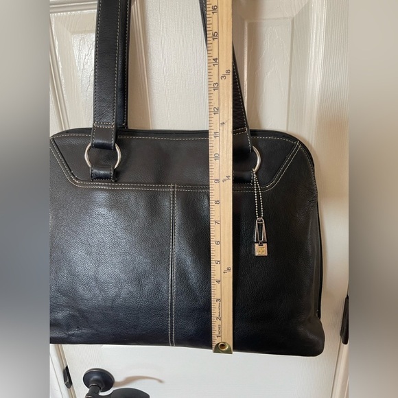 SwissGear Black Leather Women's Bag - Picture 4 of 9